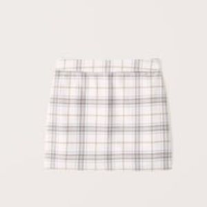 Abercrombie & Fitch plaid mini skort (Brand new)